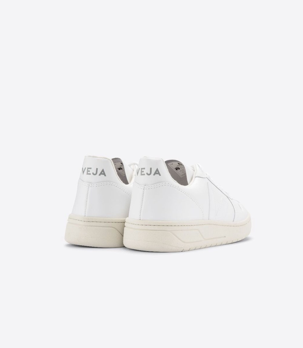 Veja Sneakers Barbati - V-10 Piele - Albi - 4892703-KZ